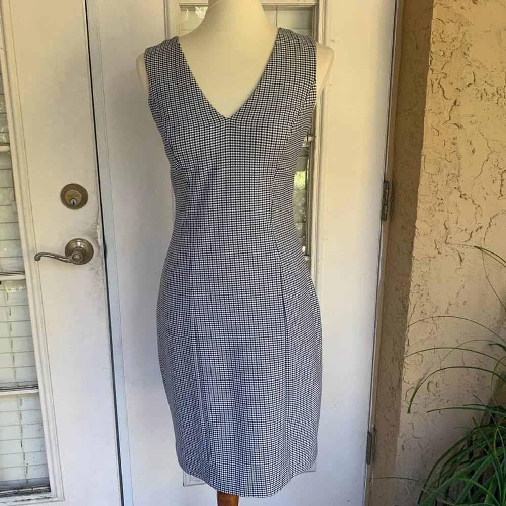 Banana Republic Gingham Sleeveless Dress Navy - Picture 2 of 6